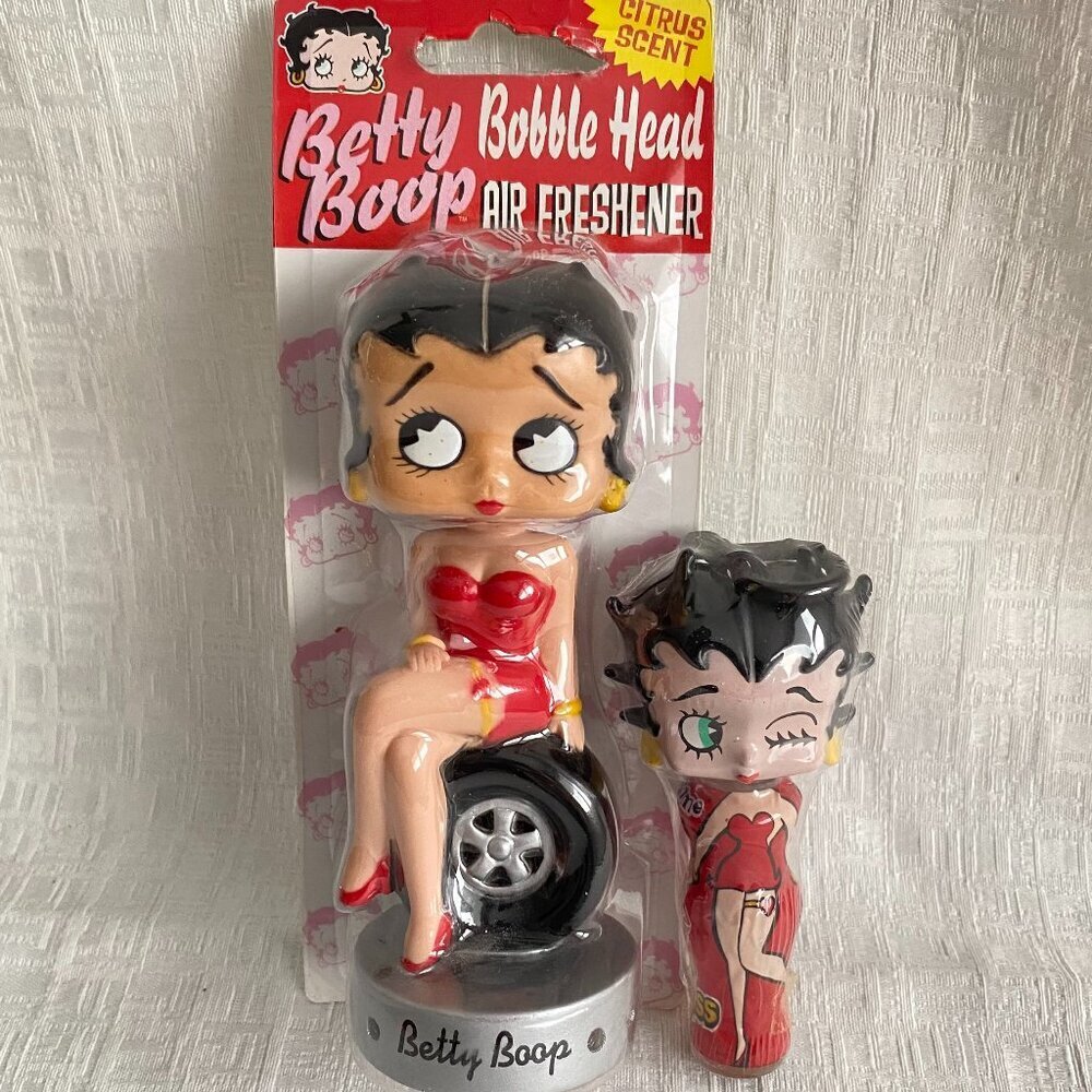 2006 Betty Boop Bobble Head Air Freshener & Lip Gloss​​